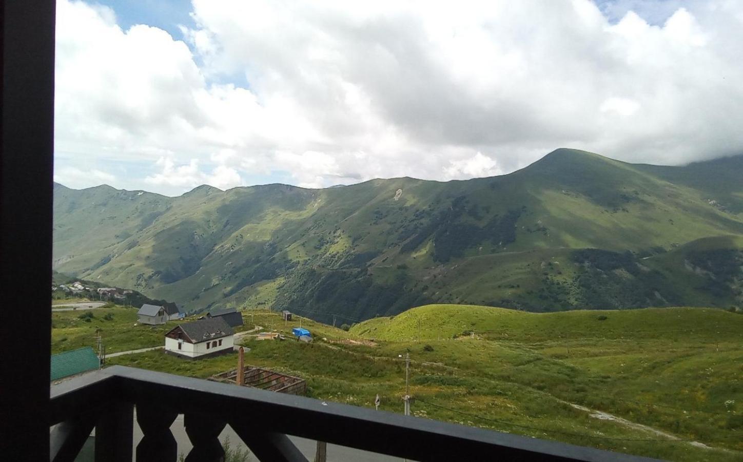 Mountain Dream House Apartment Gudauri Luaran gambar